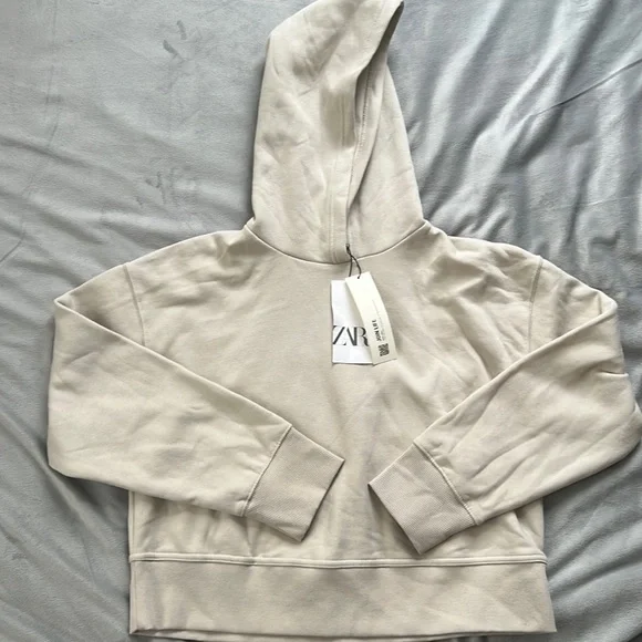 Zara | Tops | Zara Womans Crop Hoodie | Poshmark